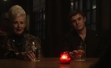 Американская история ужасов 10 сезон 1 серия